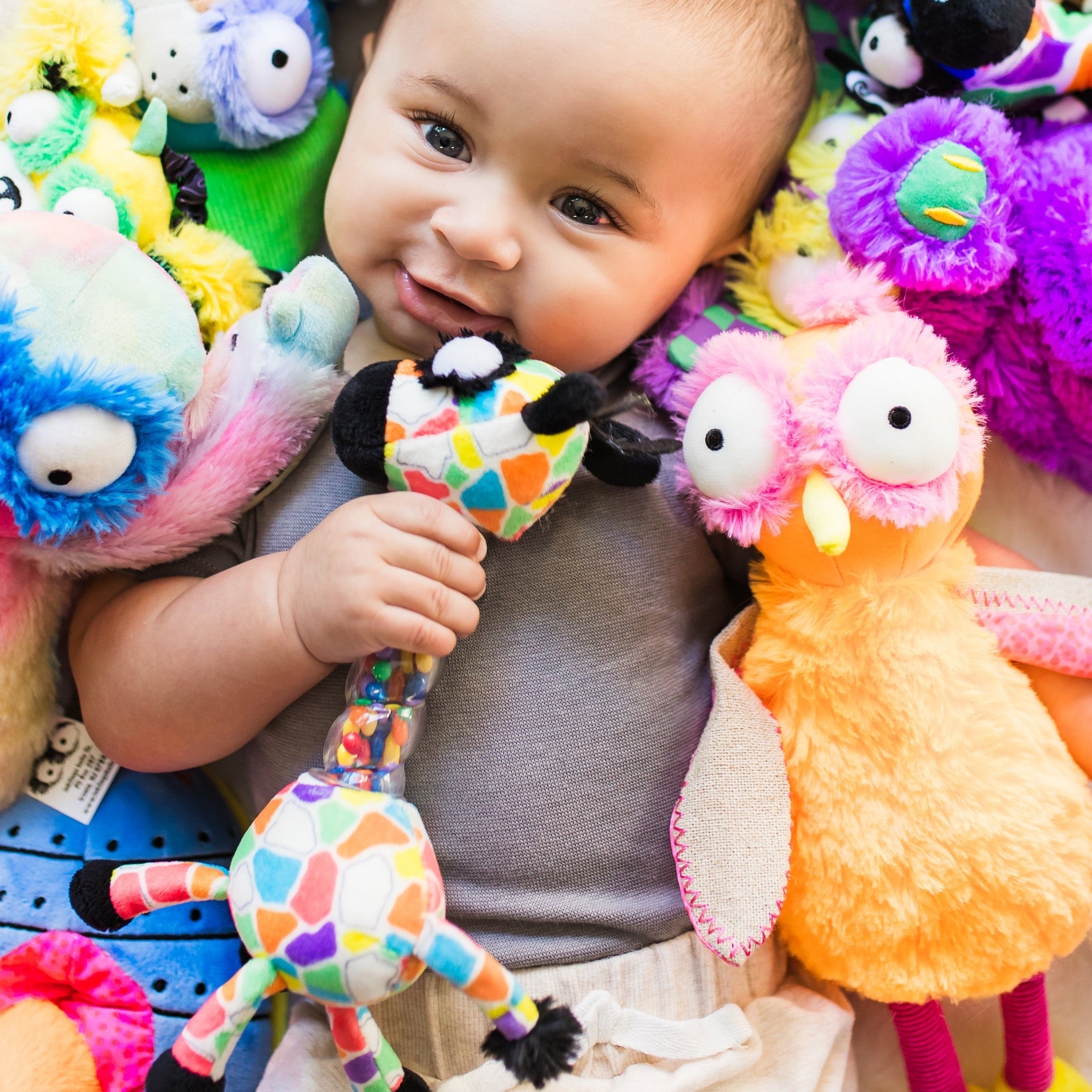 Jaffy the Fringe Footed Giraffe Hand Rattle Jingle Jangle Activity Toy - Inklings Baby