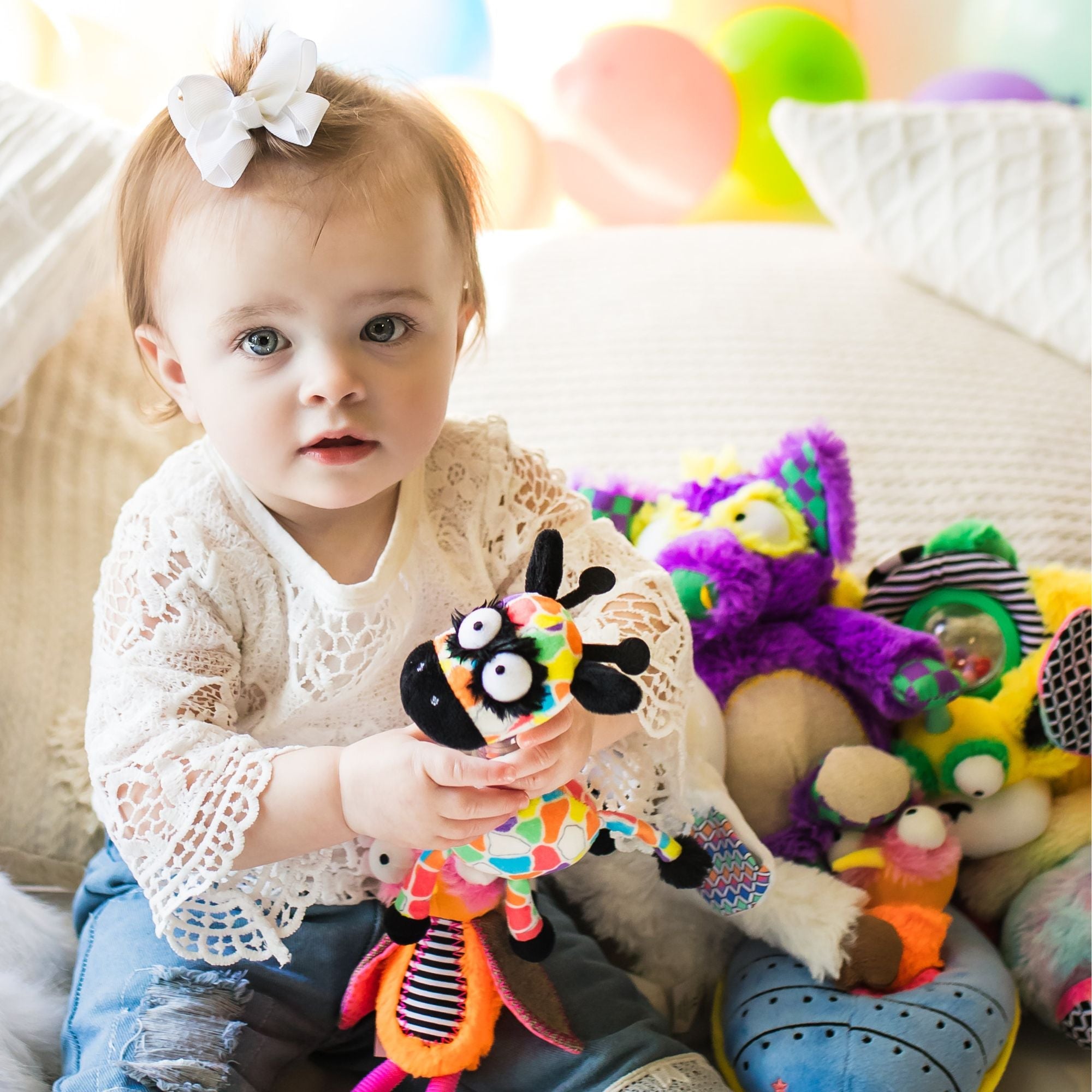 Jaffy the Fringe Footed Giraffe Hand Rattle Jingle Jangle Activity Toy - Inklings Baby